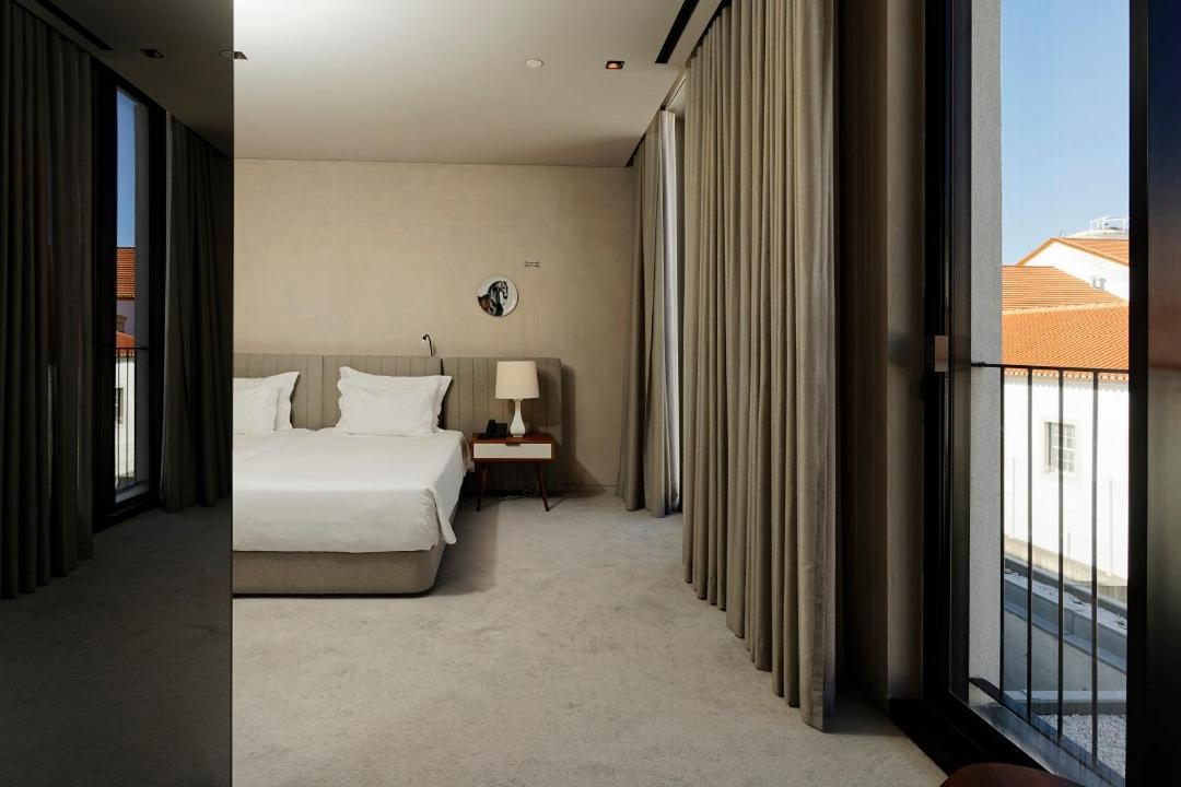 Montebelo Vista Alegre Ilhavo Hotel Extérieur photo A bedroom at The Ritz Lisbon